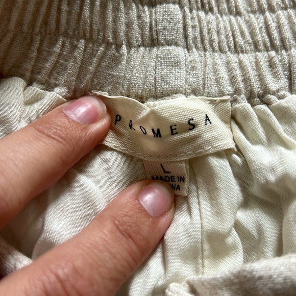 Linen short - Picture 3 of 4